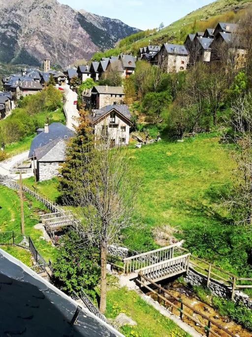 Dúplex con terraza y vistas panorámicas en Taüll Esterno foto
