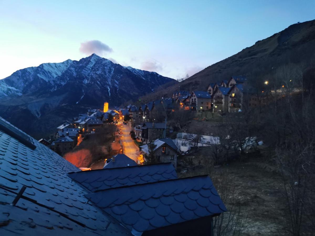 Dúplex con terraza y vistas panorámicas en Taüll Esterno foto