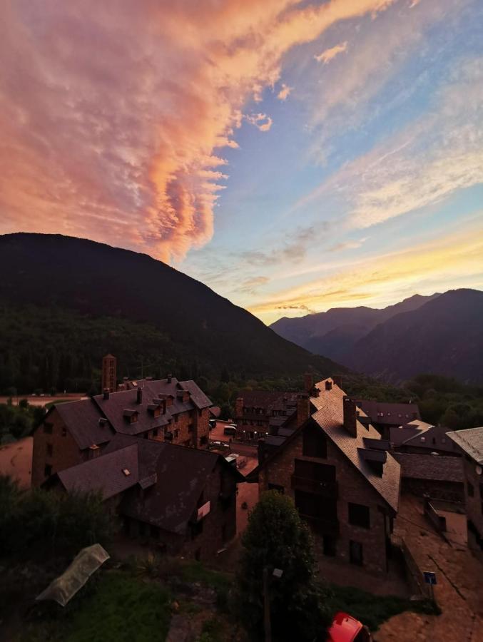Dúplex con terraza y vistas panorámicas en Taüll Esterno foto
