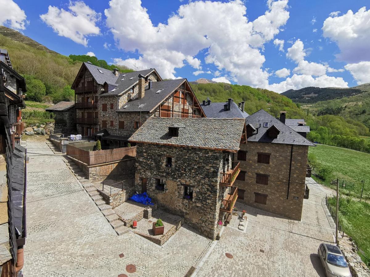 Dúplex con terraza y vistas panorámicas en Taüll Esterno foto