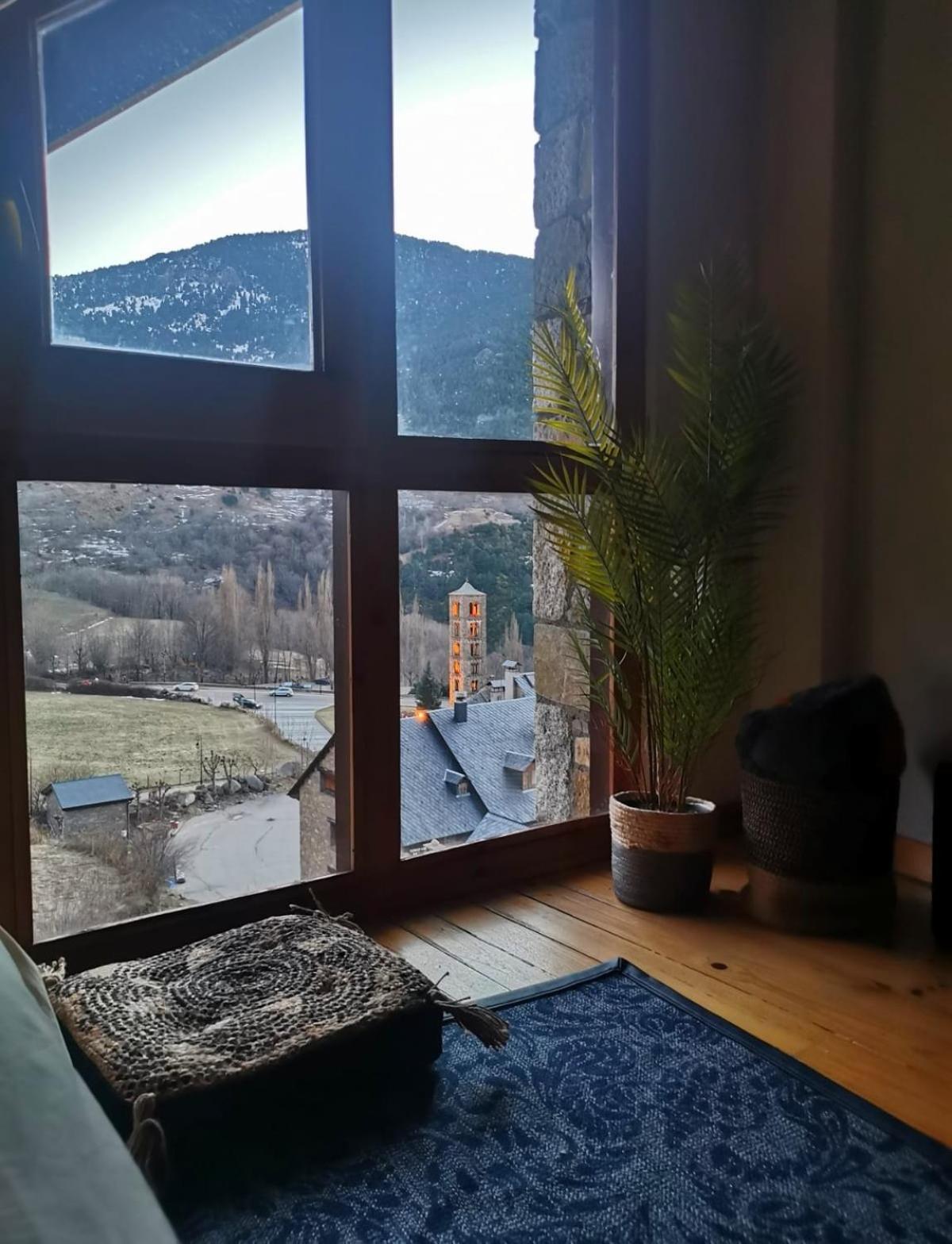 Dúplex con terraza y vistas panorámicas en Taüll Esterno foto